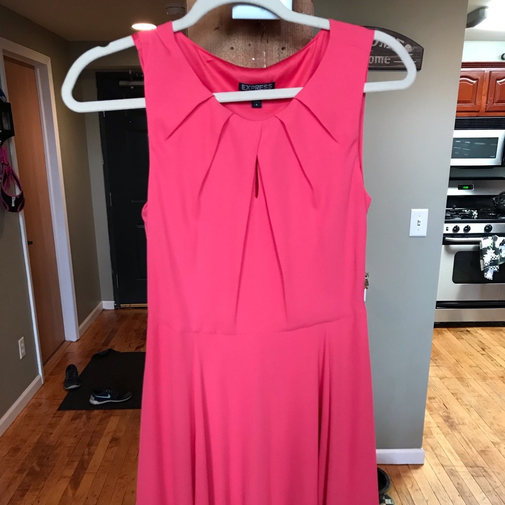 Express pleated keyhole fit and flare dress